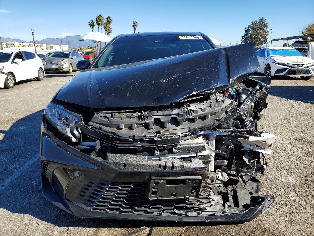 2025 TOYOTA CAMRY XSE photo 9