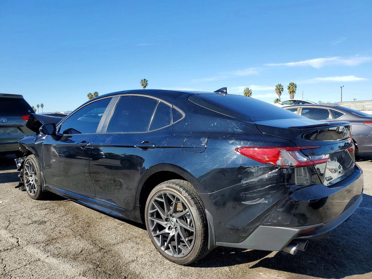2025 TOYOTA CAMRY XSE photo 3