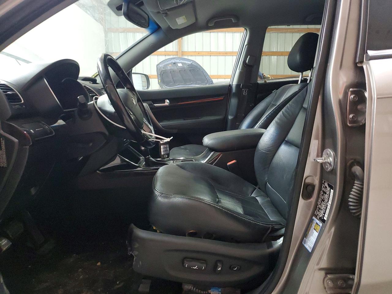 2014 KIA SORENTO EX photo 7