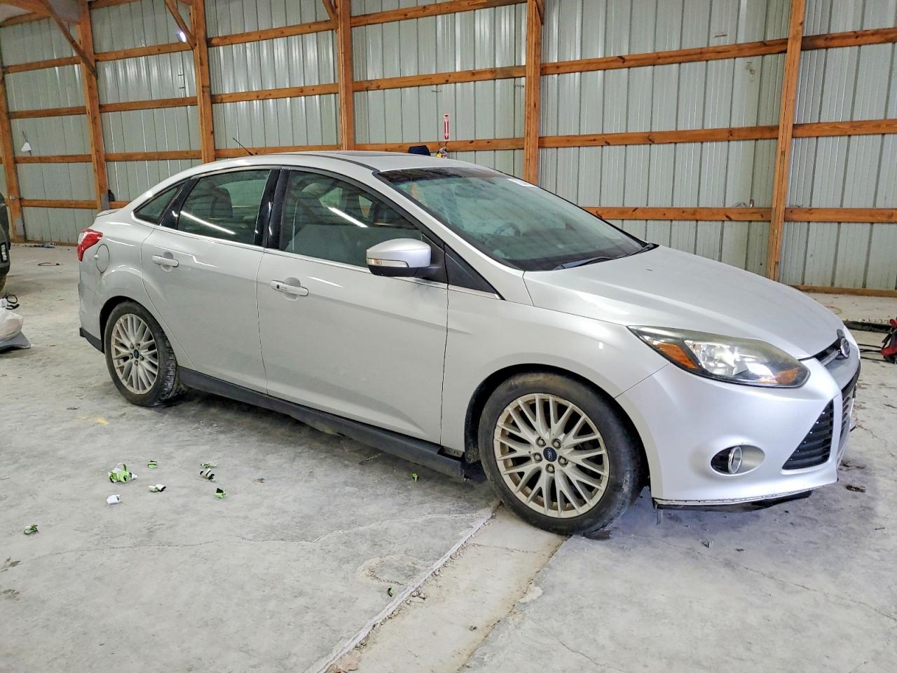 2014 FORD FOCUS TITANIUM photo 4
