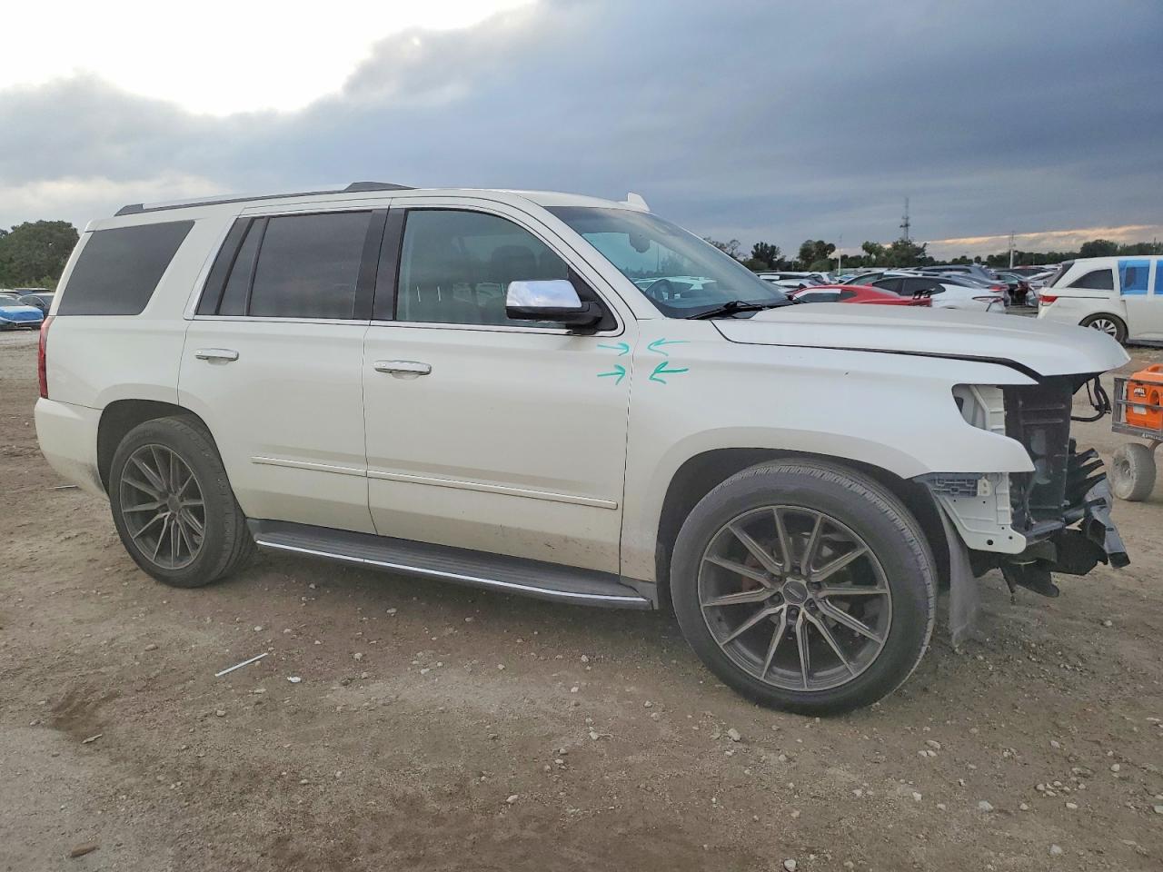 2015 CHEVROLET TAHOE C1500 LTZ photo 7