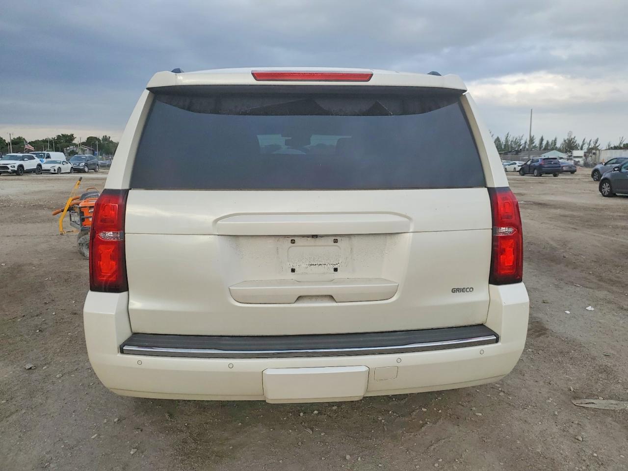 2015 CHEVROLET TAHOE C1500 LTZ photo 11