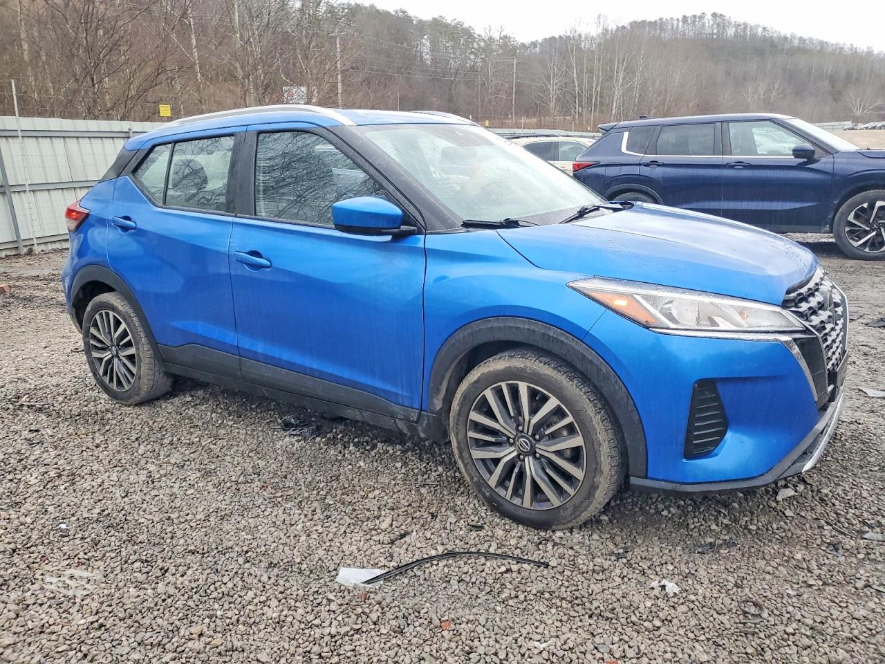 2021 NISSAN KICKS SV photo 4