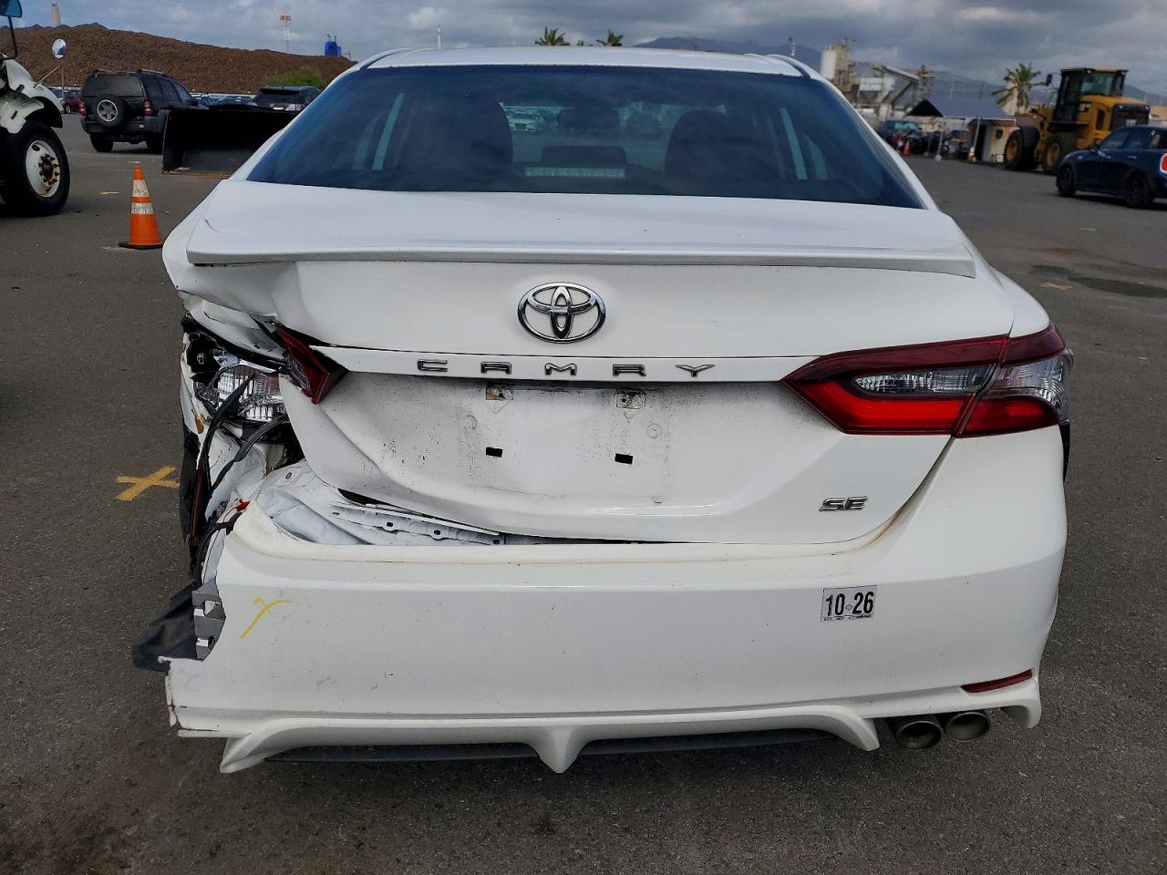 2022 TOYOTA CAMRY SE photo 6