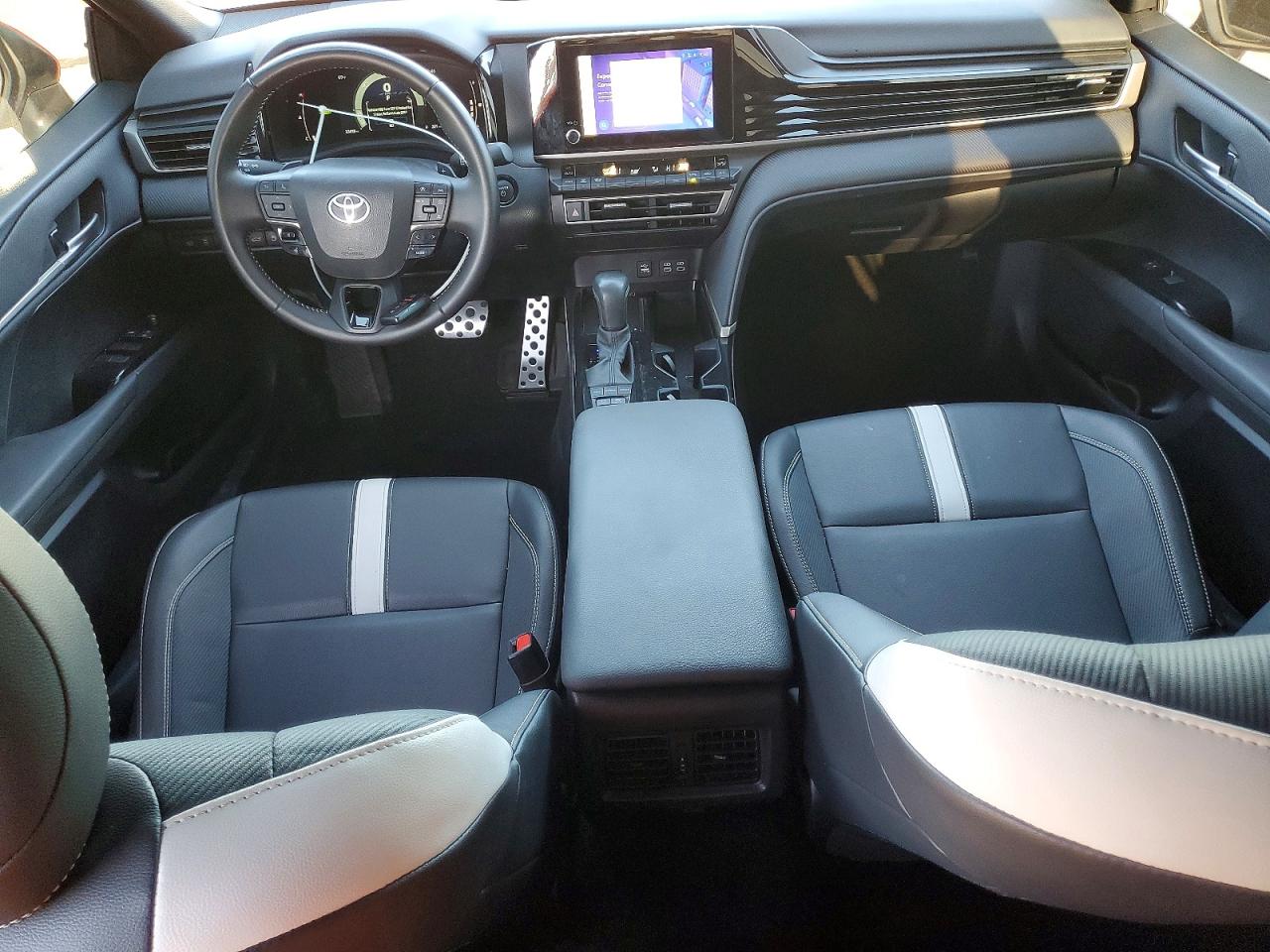 2025 TOYOTA CAMRY XSE photo 15
