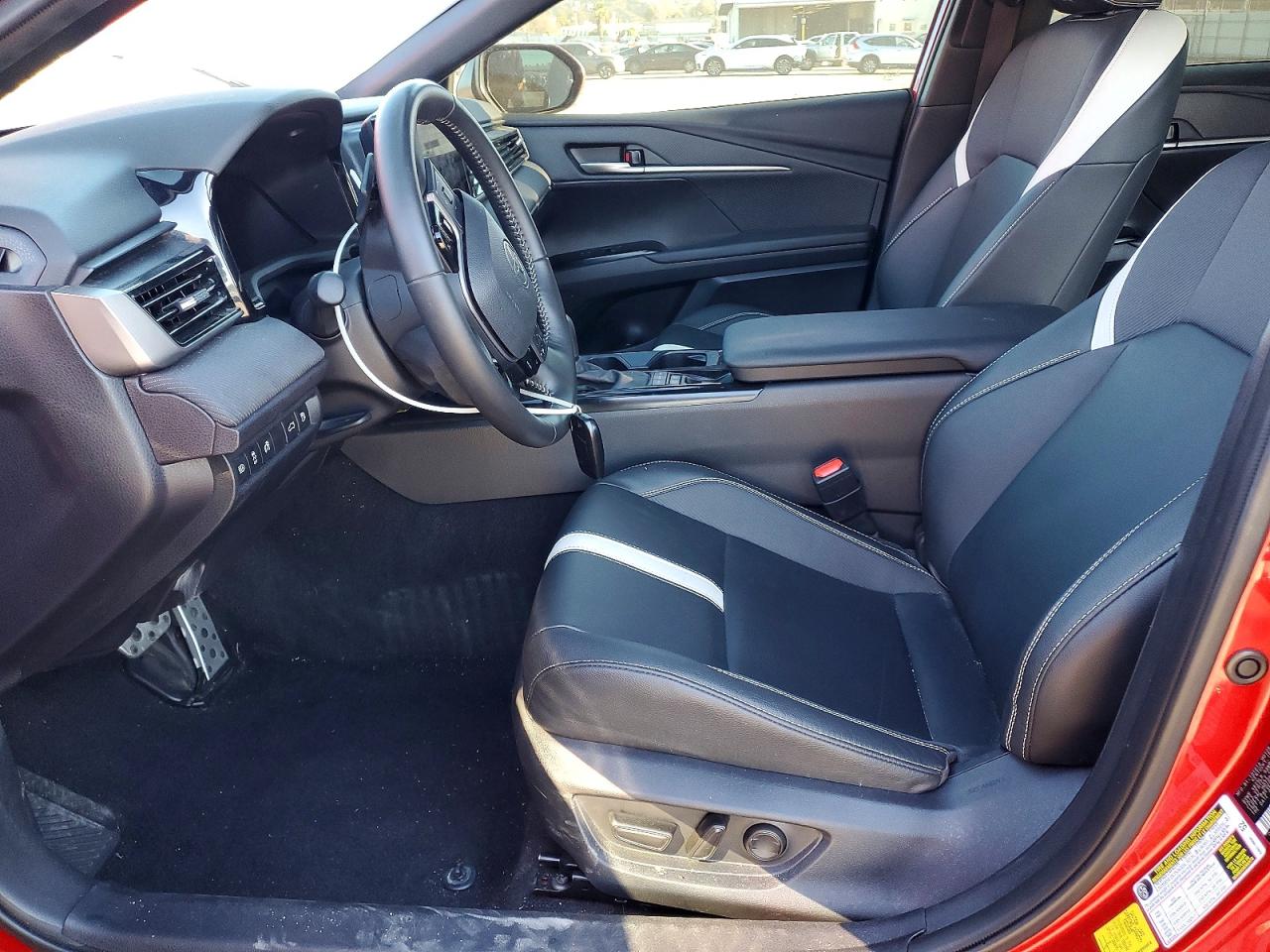 2025 TOYOTA CAMRY XSE photo 13