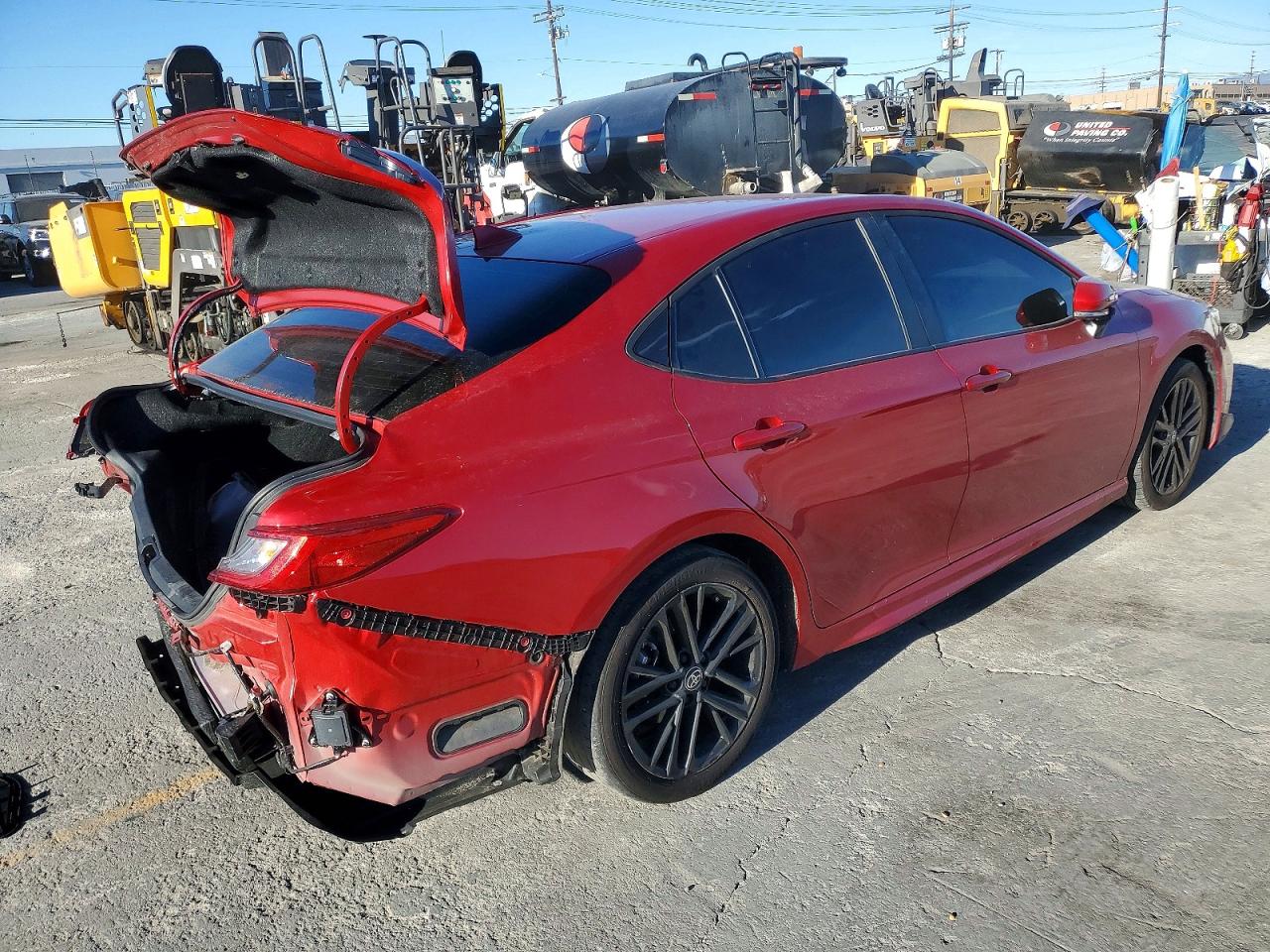 2025 TOYOTA CAMRY XSE photo 5