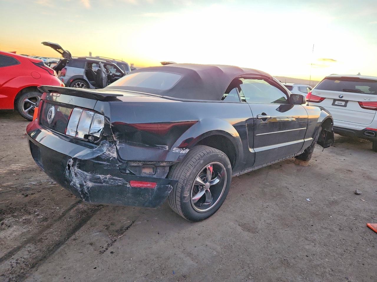 2007 FORD MUSTANG photo 5