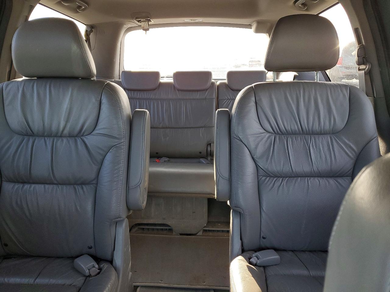 2010 HONDA ODYSSEY EXL photo 19