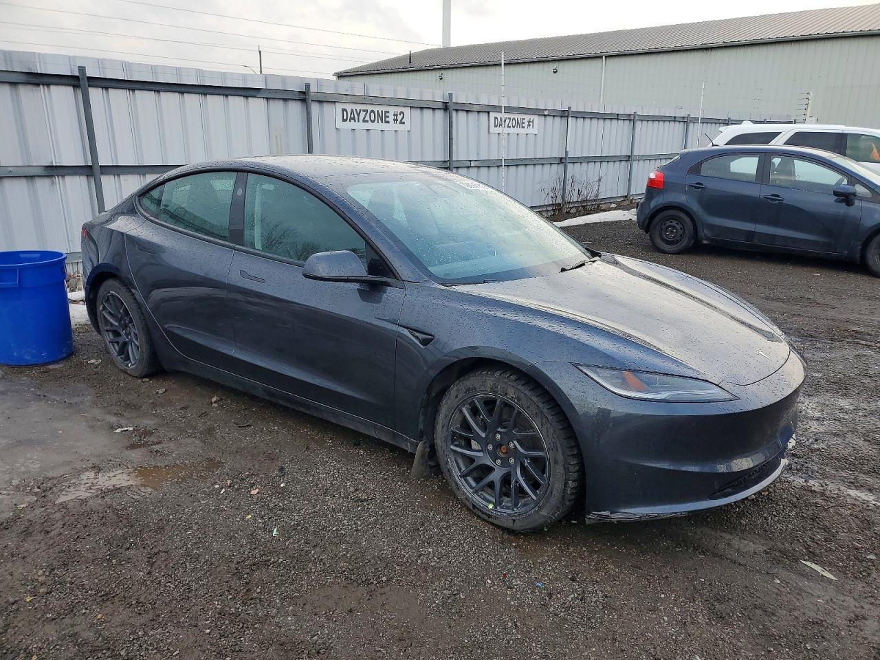 2024 TESLA MODEL 3 photo 4