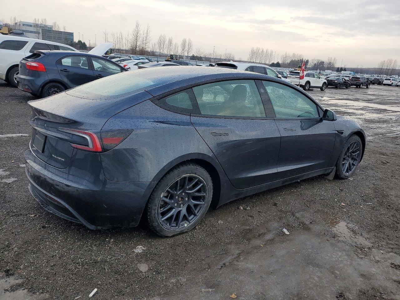 2024 TESLA MODEL 3 photo 3