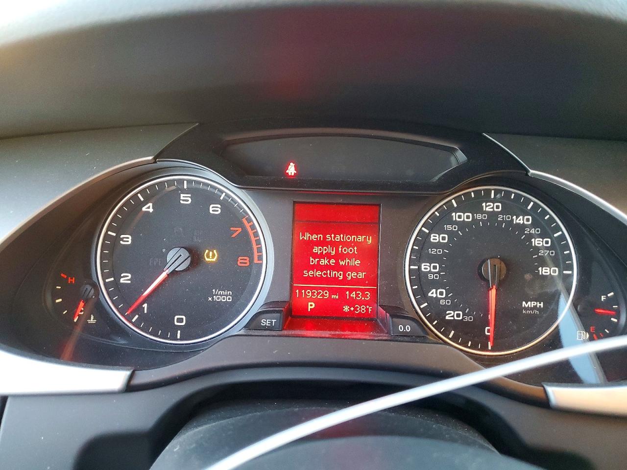 2009 AUDI A4 2.0T QUATTRO photo 9
