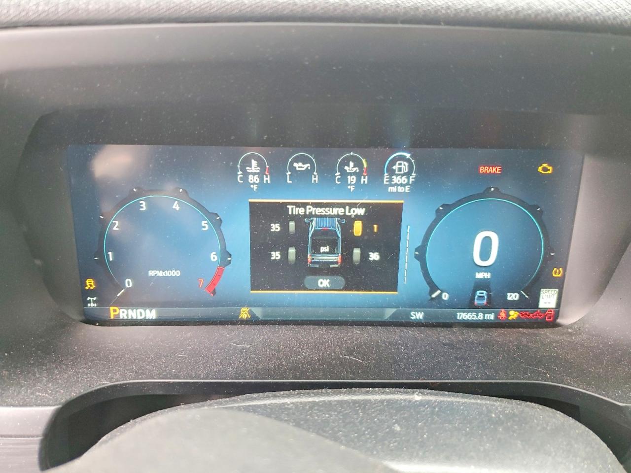 2025 FORD F150 XLT photo 17