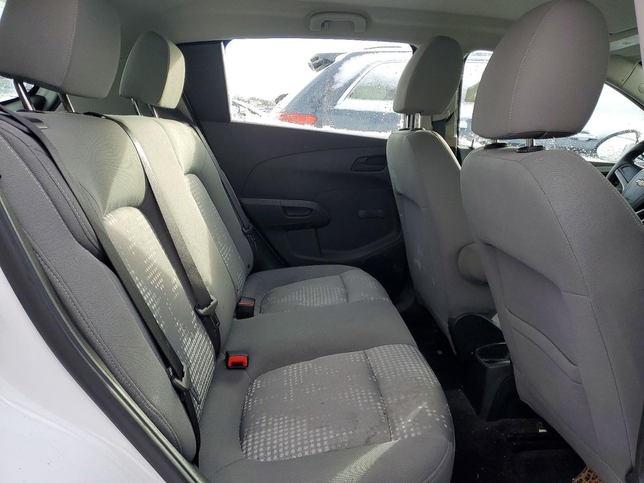 2017 CHEVROLET SONIC photo 28