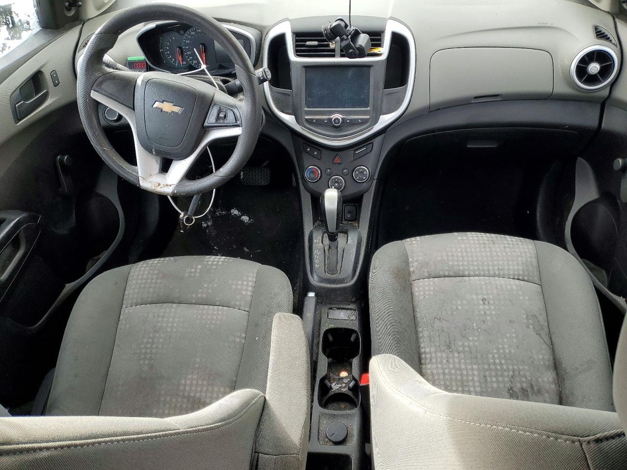 2017 CHEVROLET SONIC photo 22
