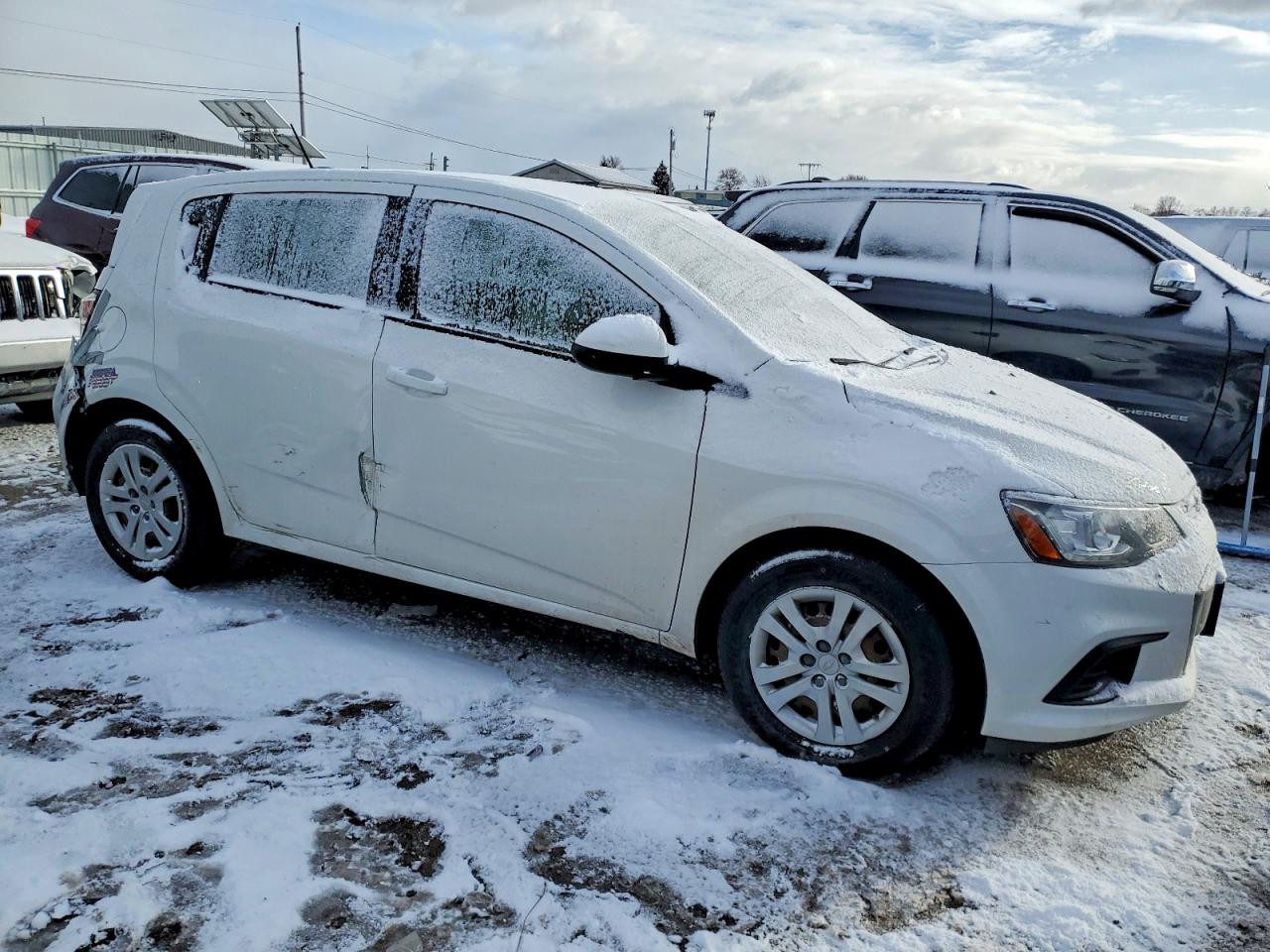 2017 CHEVROLET SONIC photo 10