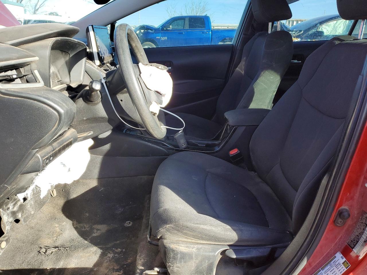 2020 TOYOTA COROLLA LE photo 13