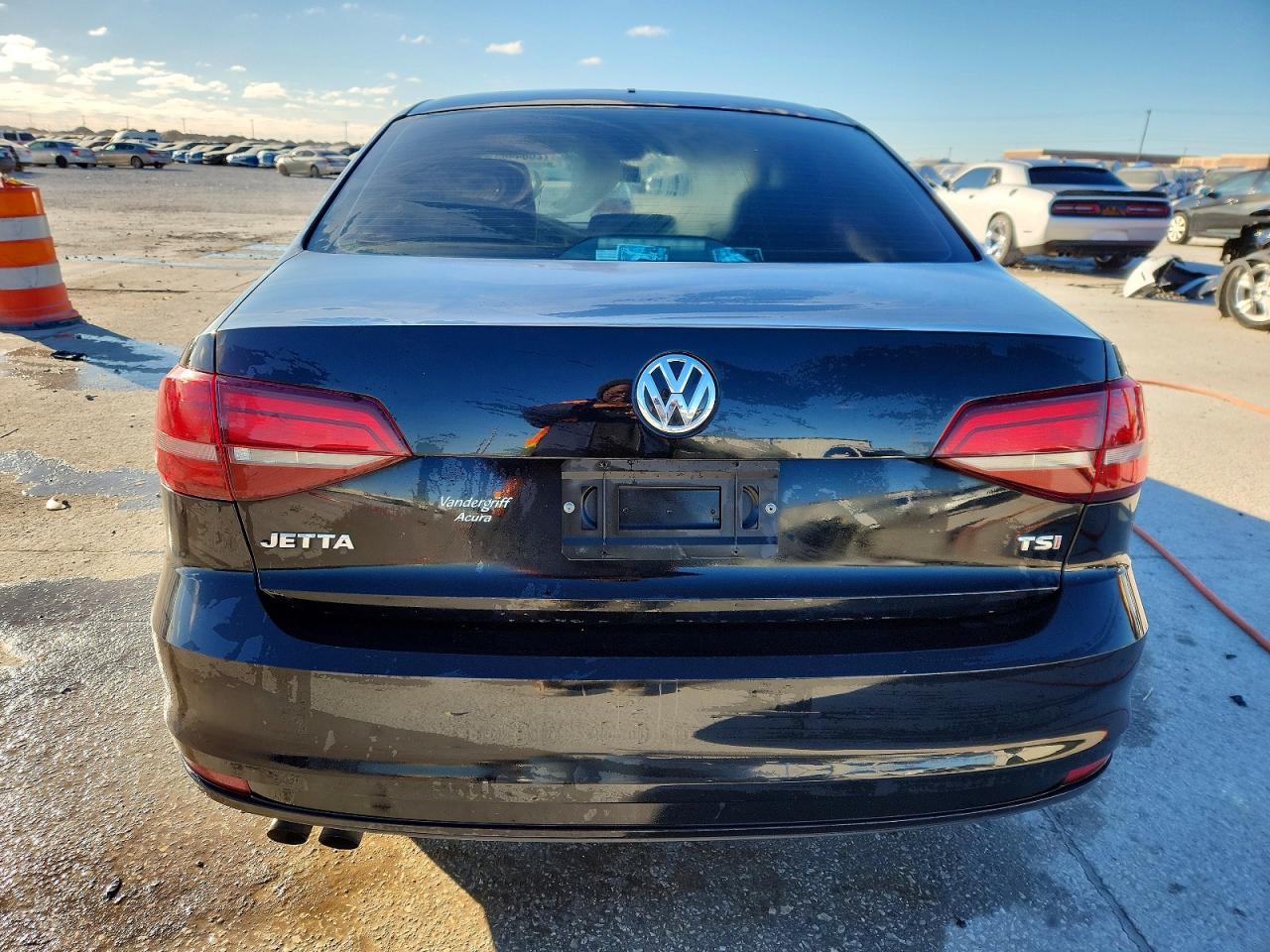 2016 VOLKSWAGEN JETTA S photo 6