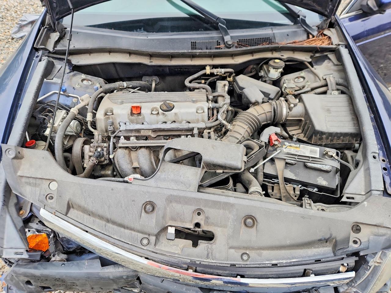 2012 HONDA ACCORD LX photo 21