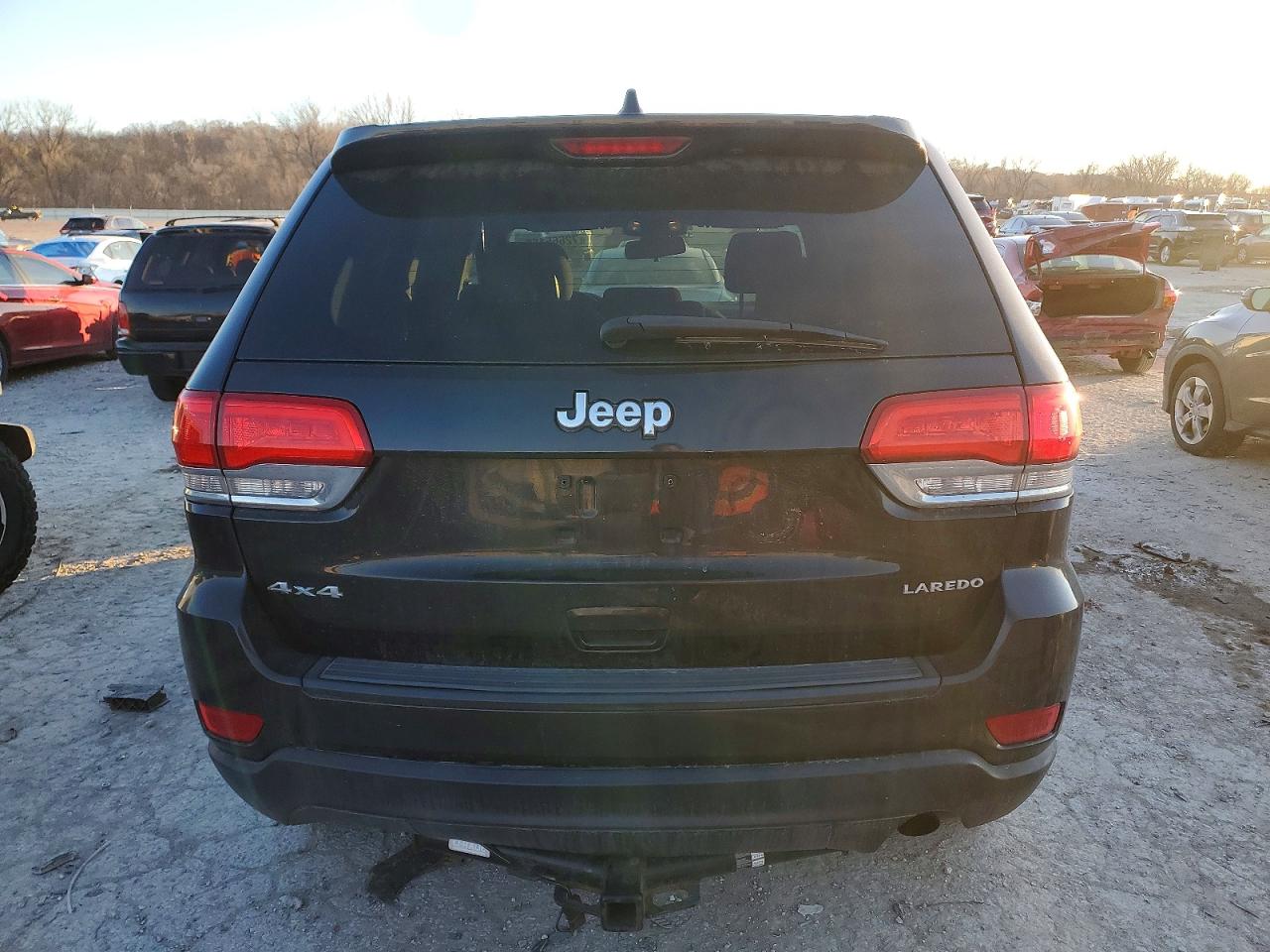 2014 JEEP GRAND CHEROKEE LAREDO photo 11