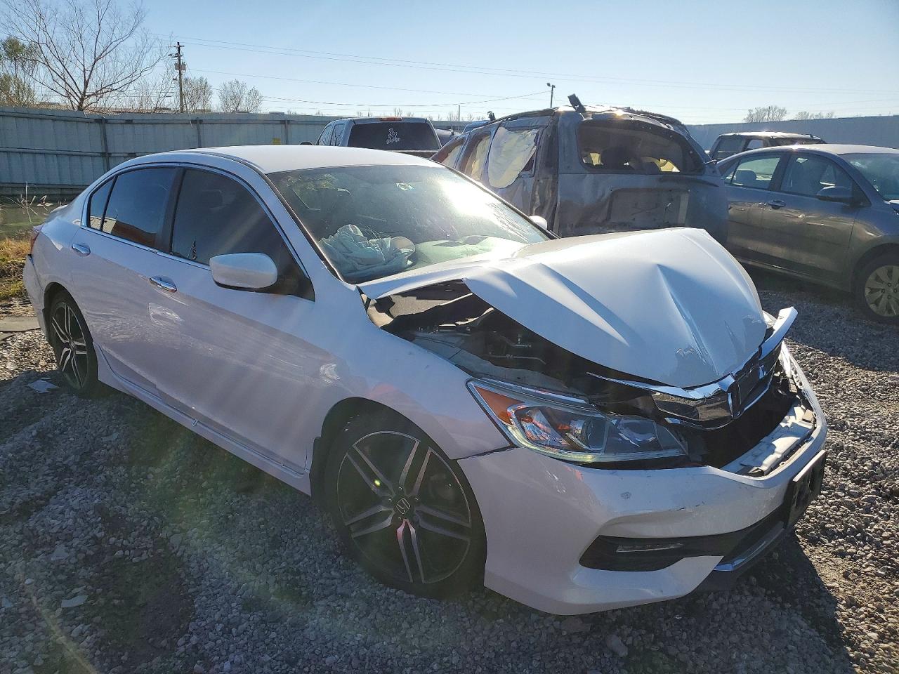 2017 HONDA ACCORD SPORT photo 4