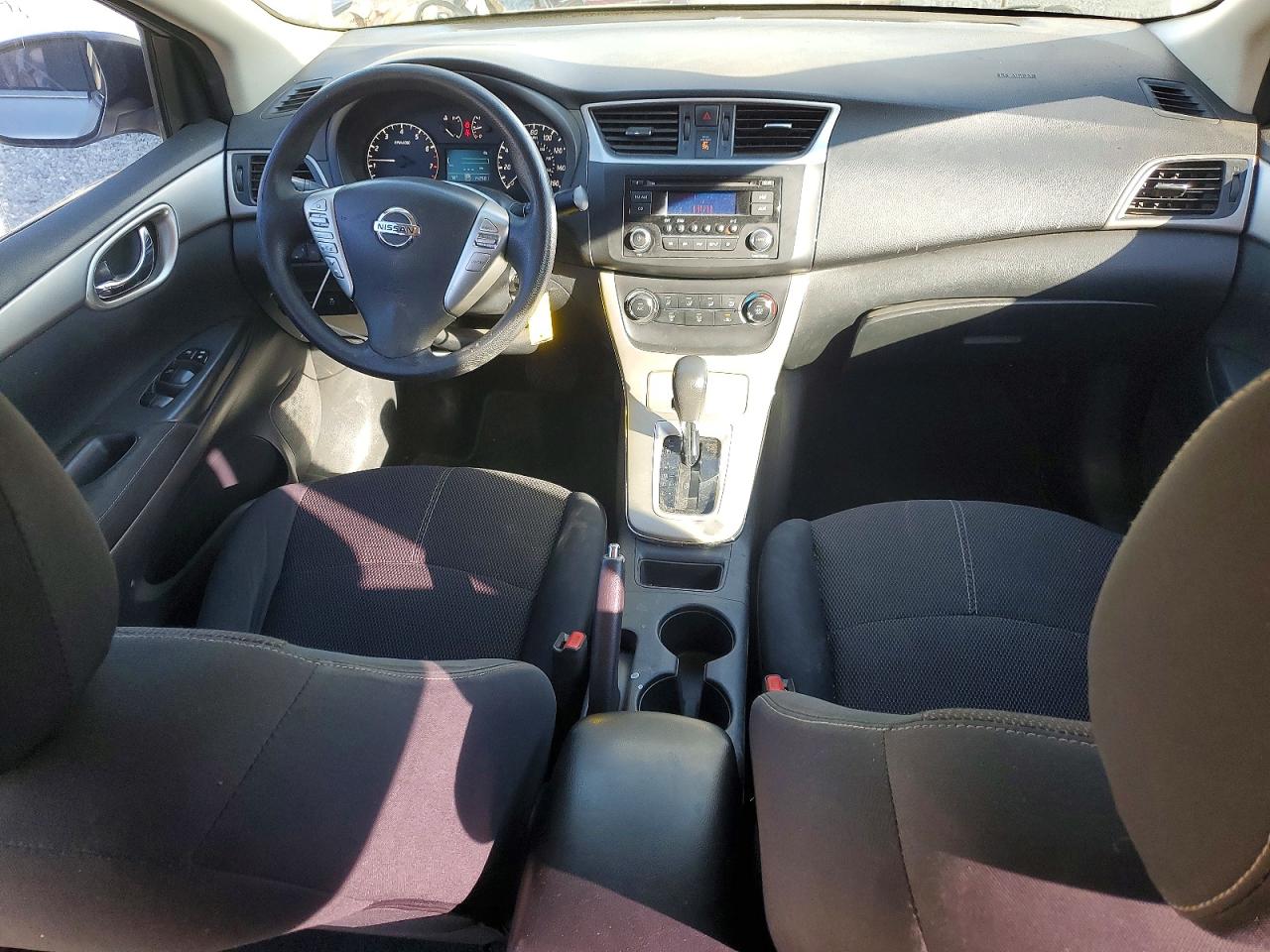 2015 NISSAN SENTRA S photo 8