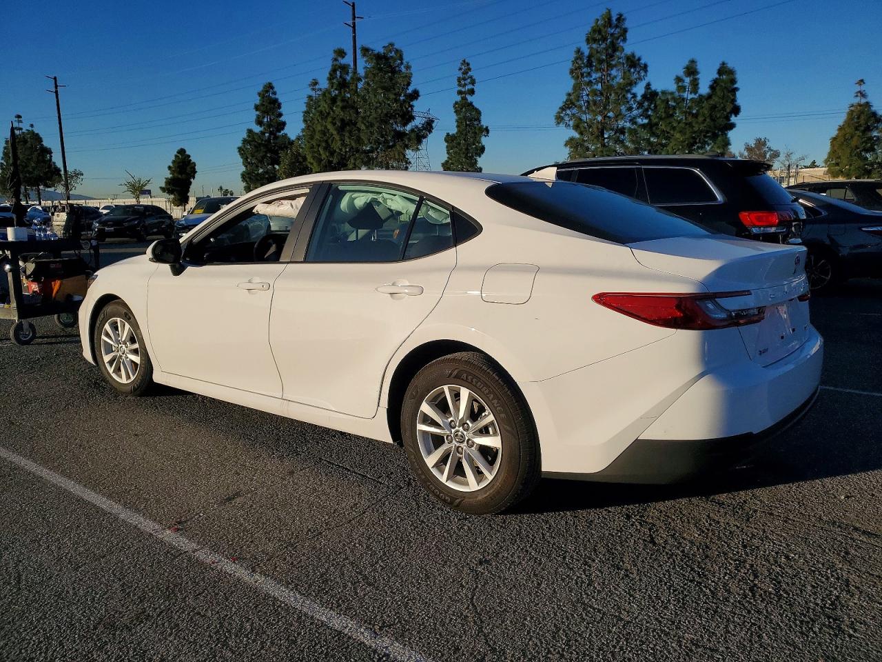 2025 TOYOTA CAMRY XSE photo 2