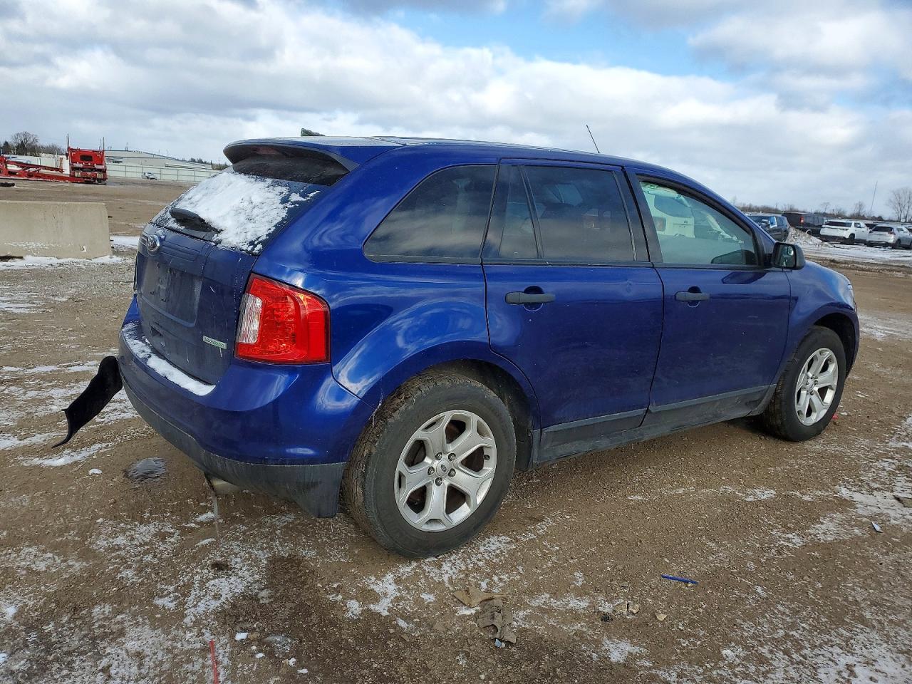 2013 FORD EDGE SE photo 5