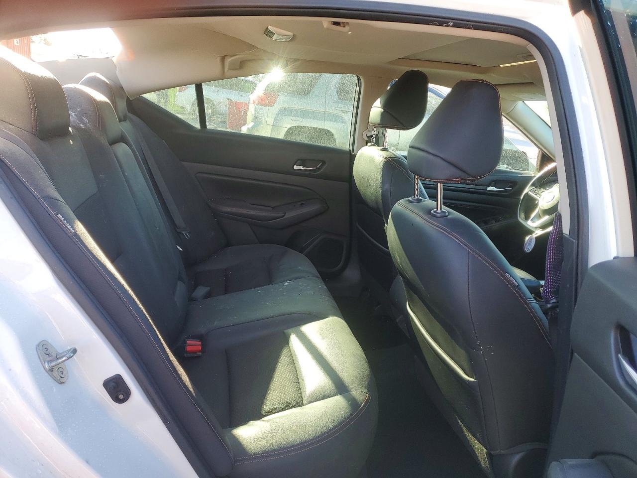 2019 NISSAN ALTIMA 2.5 SR photo 10