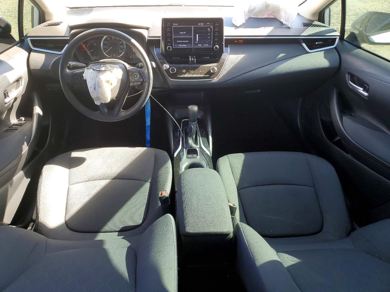 2020 TOYOTA COROLLA LE photo 22