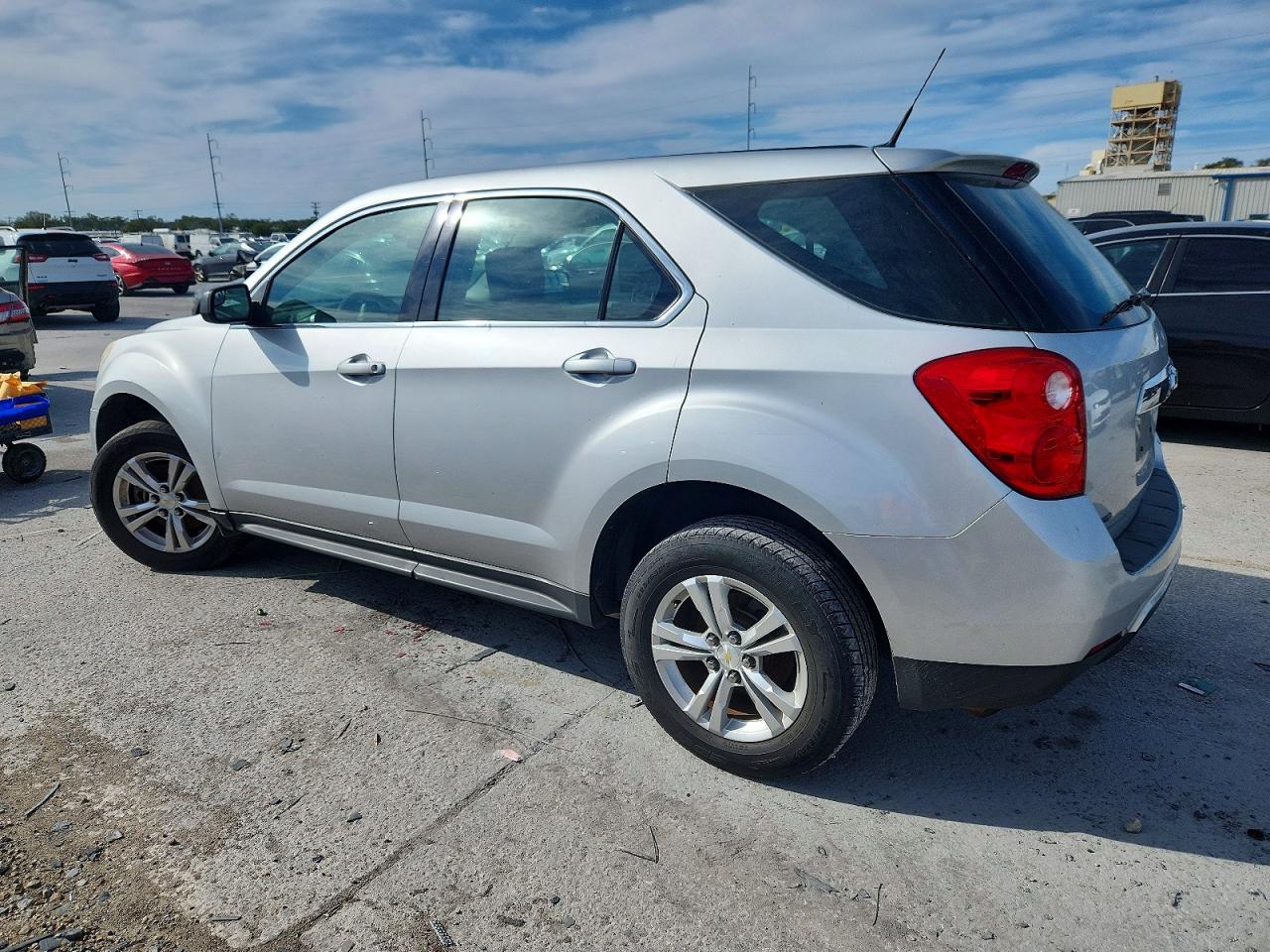 2013 CHEVROLET EQUINOX LS photo 2