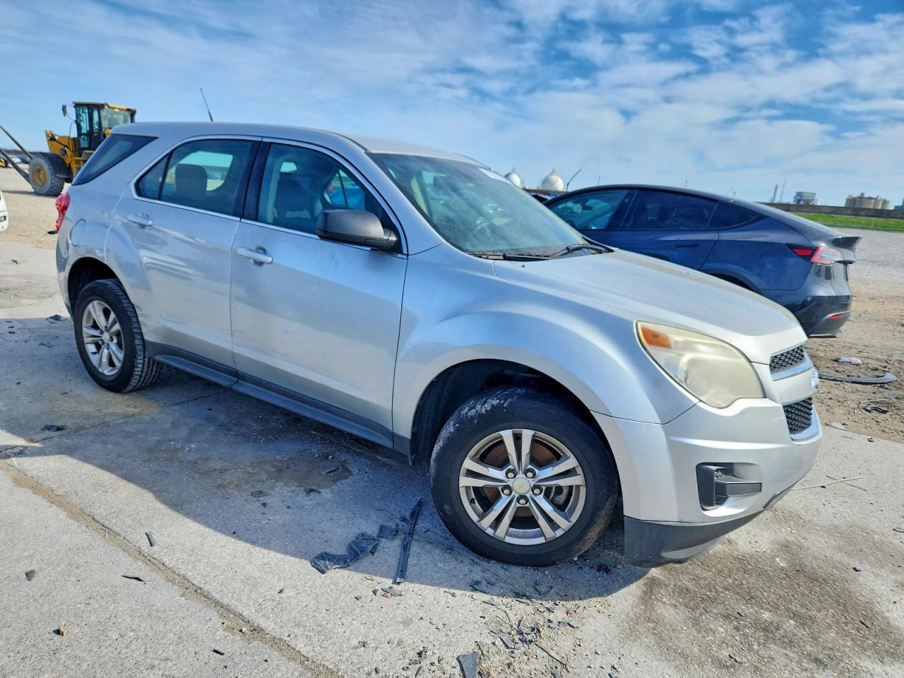 2013 CHEVROLET EQUINOX LS photo 4