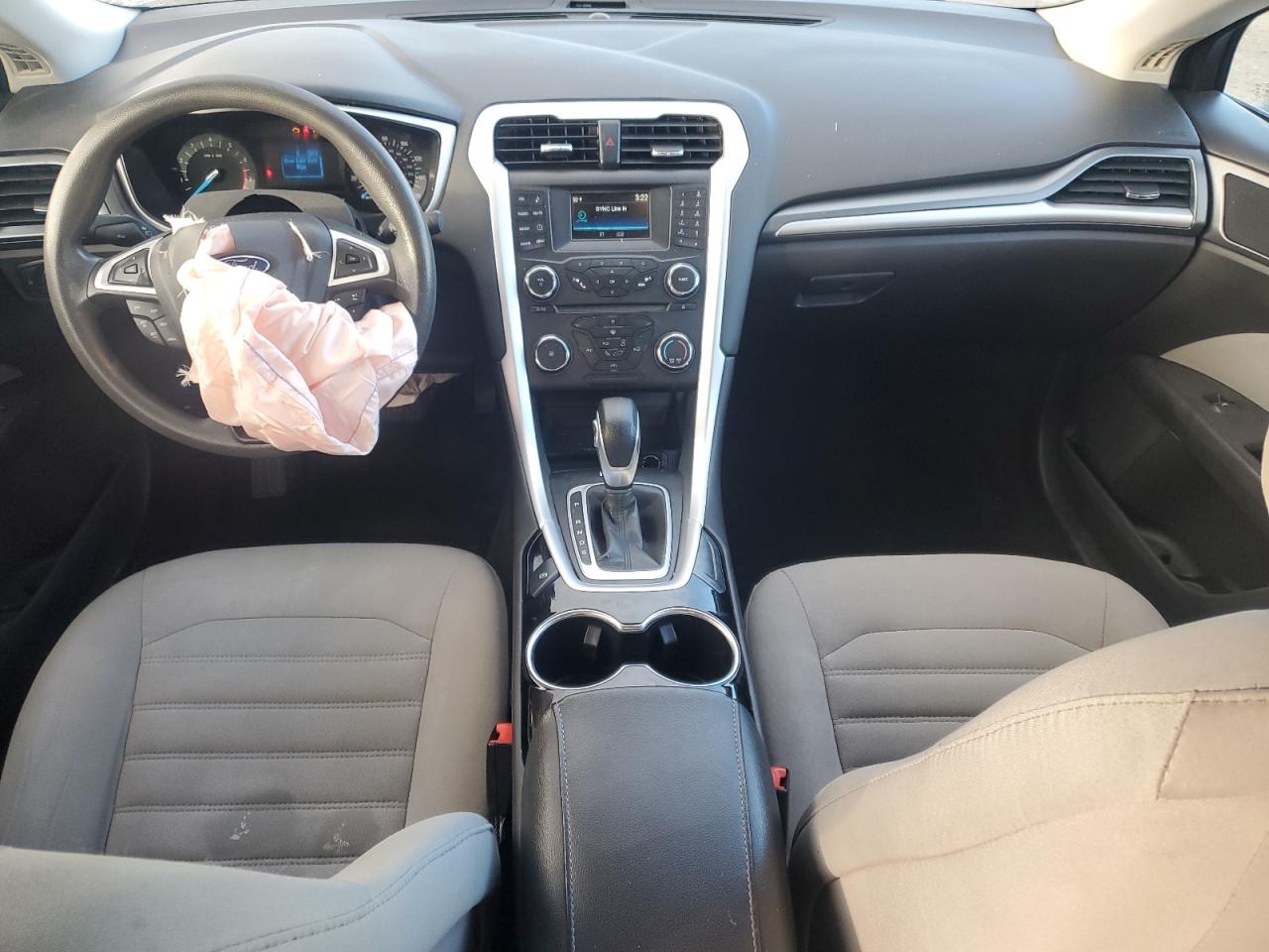 2015 FORD FUSION S photo 15