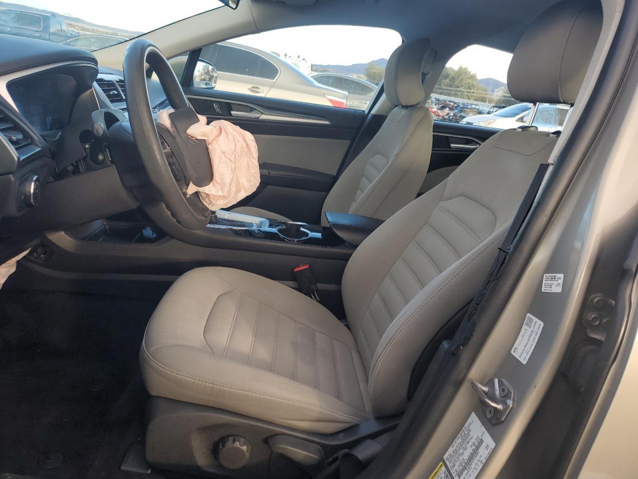 2015 FORD FUSION S photo 13