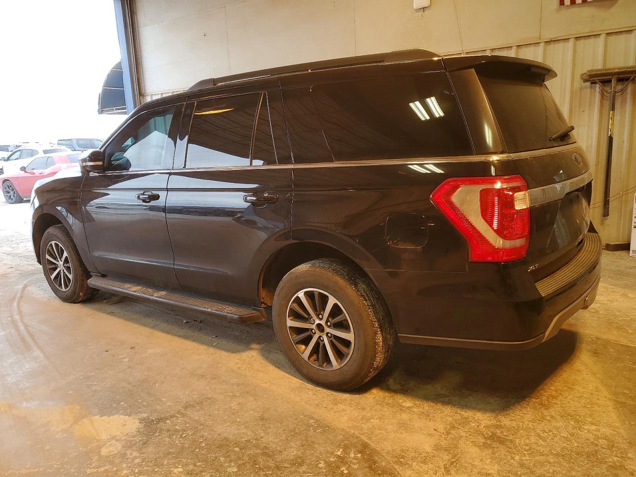 2019 FORD EXPEDITION XLT photo 3
