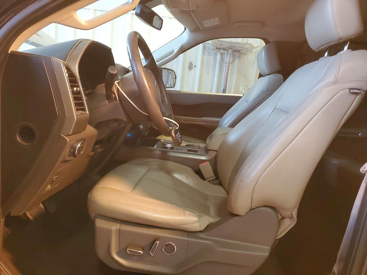 2019 FORD EXPEDITION XLT photo 13
