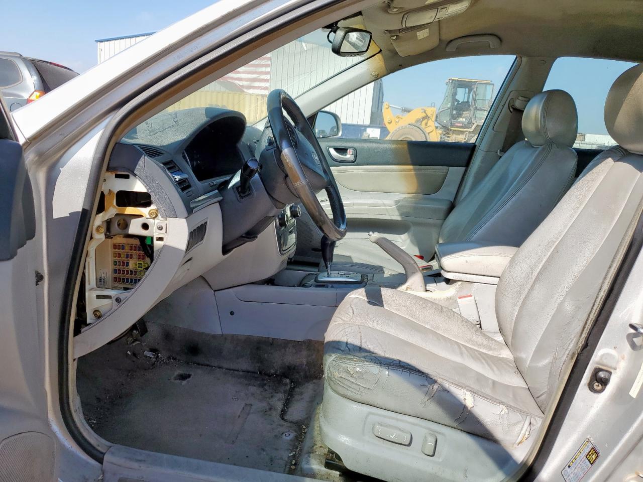 2008 HYUNDAI SONATA photo 19