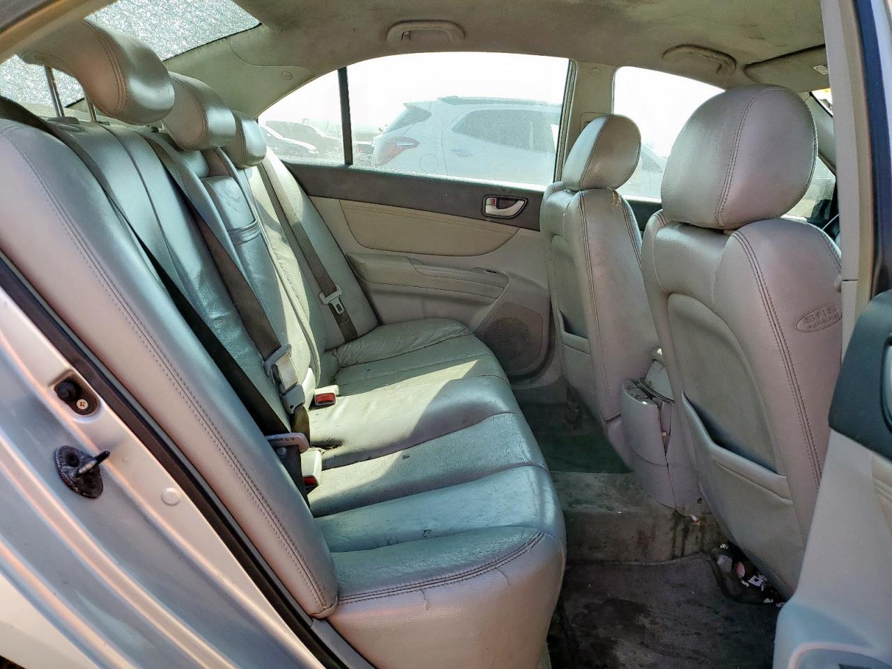 2008 HYUNDAI SONATA photo 28