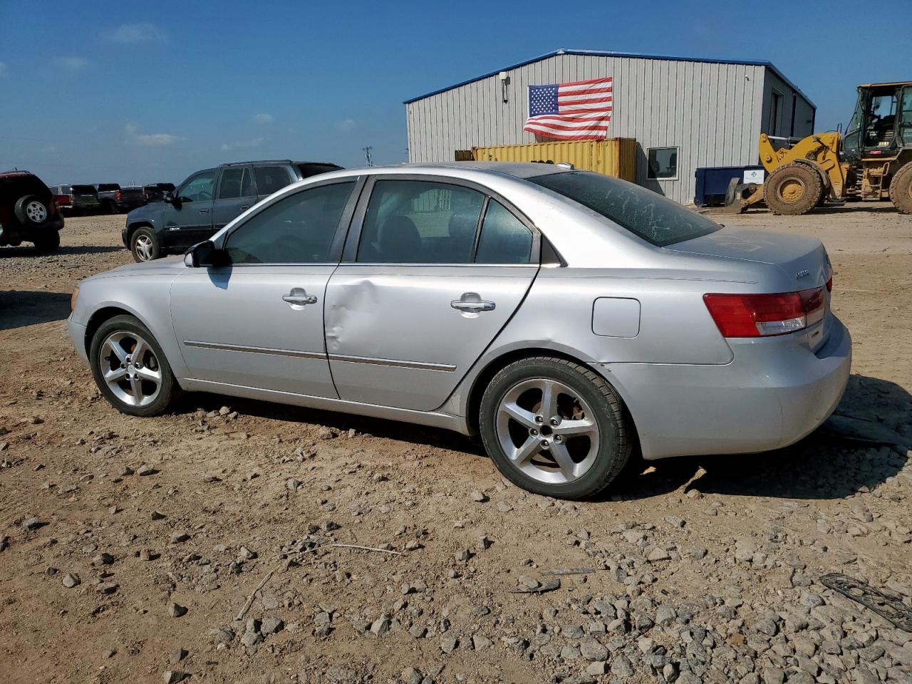 2008 HYUNDAI SONATA photo 4