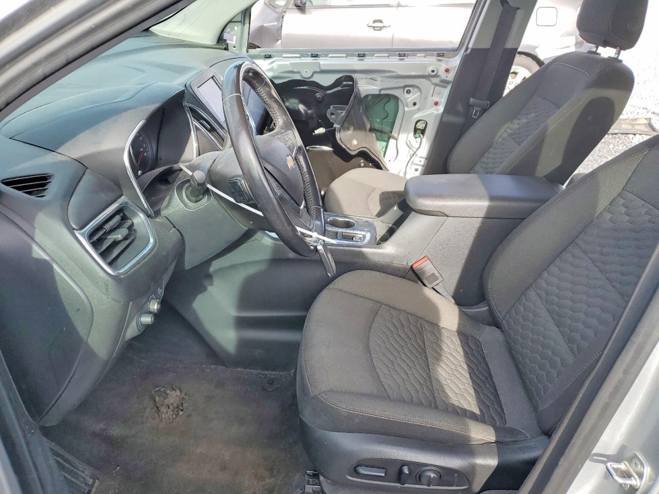 2020 CHEVROLET EQUINOX LT photo 13