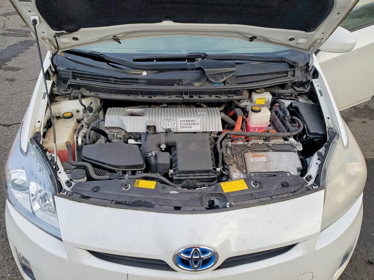 2011 TOYOTA PRIUS photo 31