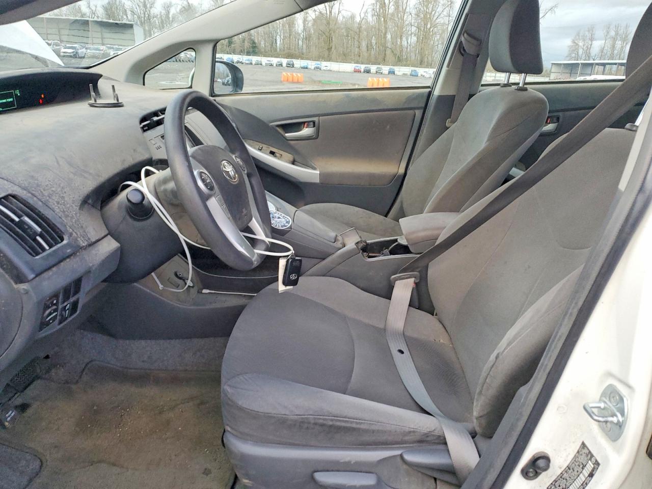 2011 TOYOTA PRIUS photo 19