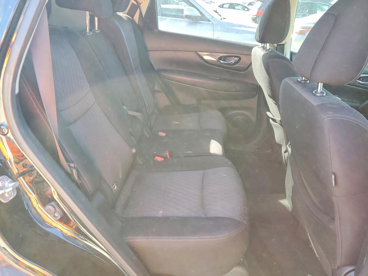 2019 NISSAN ROGUE S photo 21