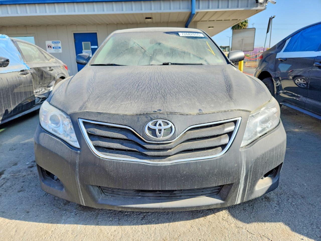2011 TOYOTA CAMRY BASE photo 9