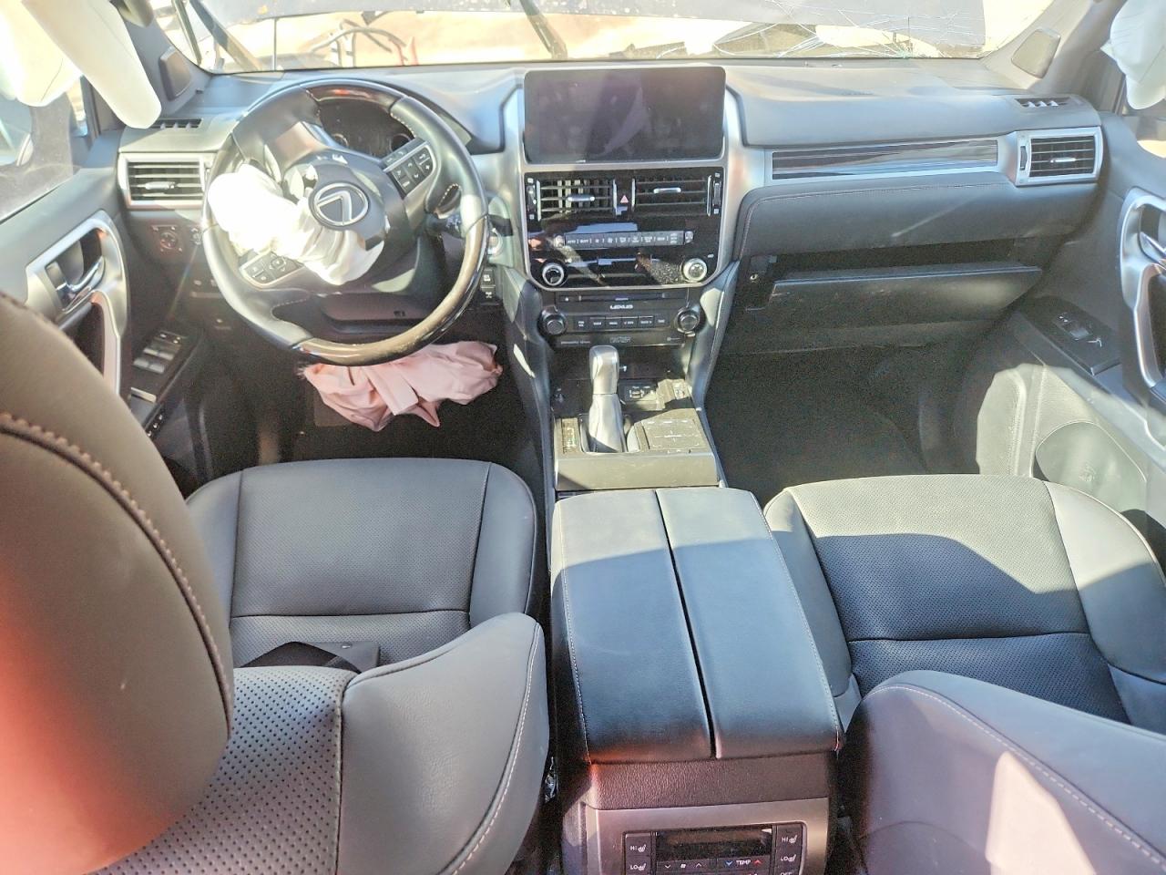 2022 LEXUS GX 460 photo 8