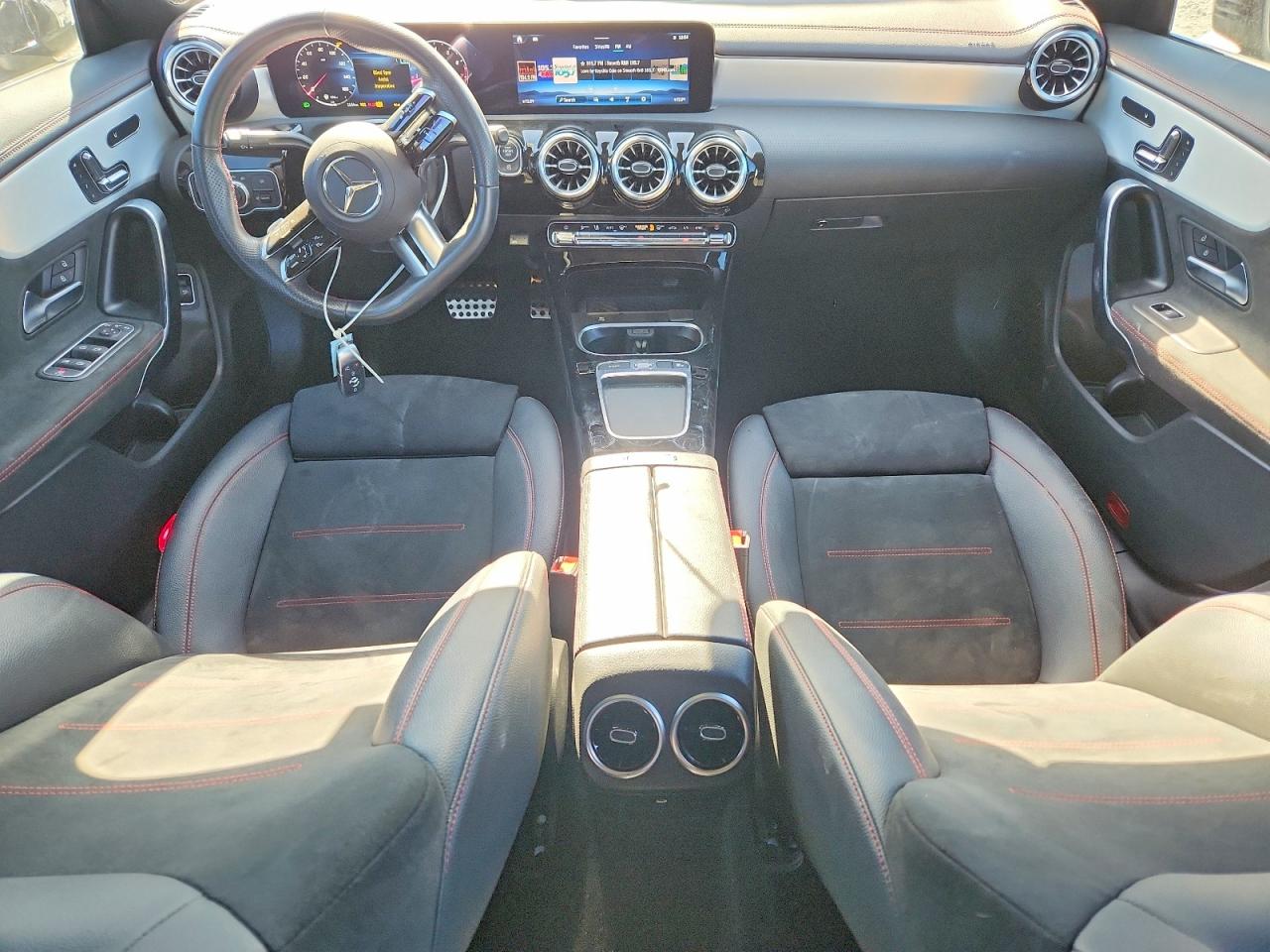 2024 MERCEDES-BENZ CLA 250 photo 15