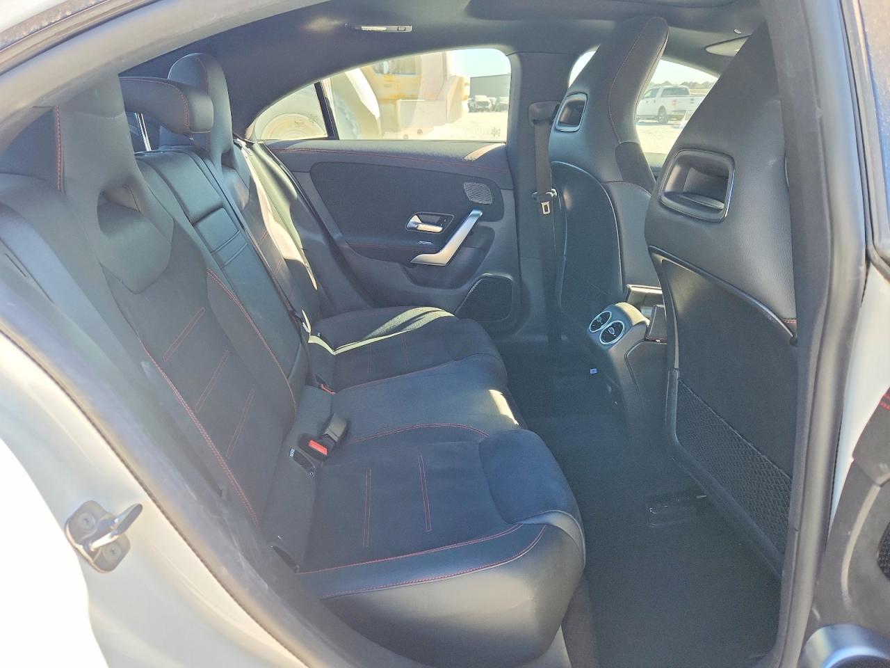 2024 MERCEDES-BENZ CLA 250 photo 19