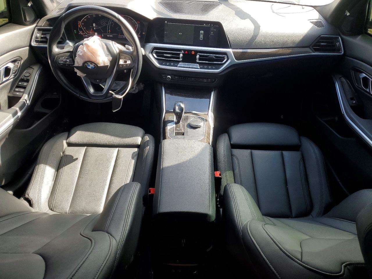 2020 BMW 330XI photo 15