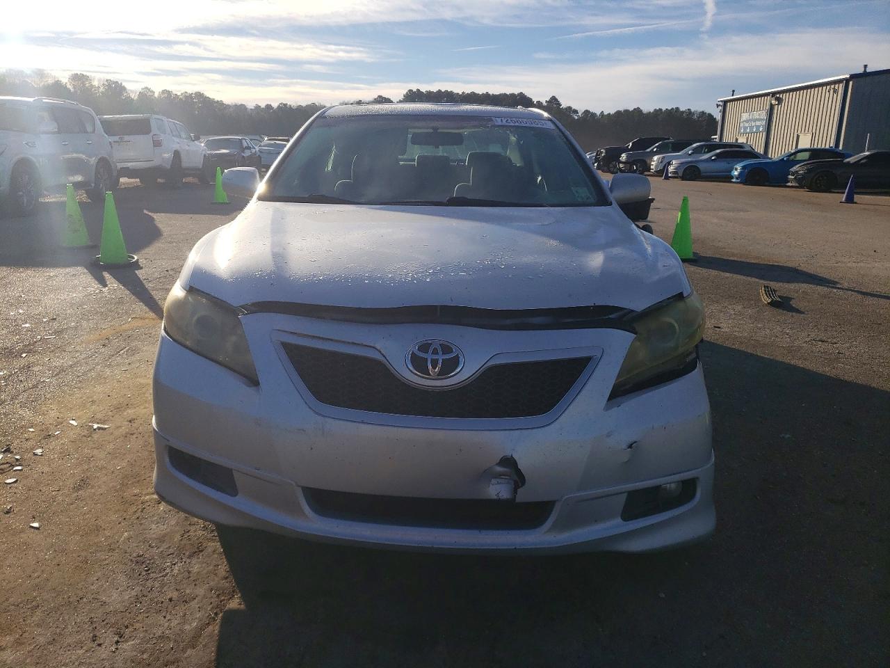 2009 TOYOTA CAMRY BASE photo 9