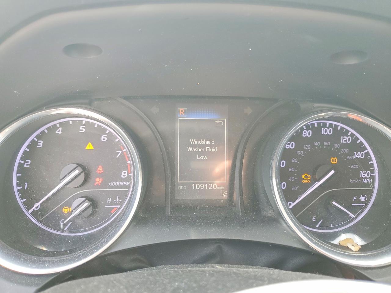 2020 TOYOTA CAMRY LE photo 17